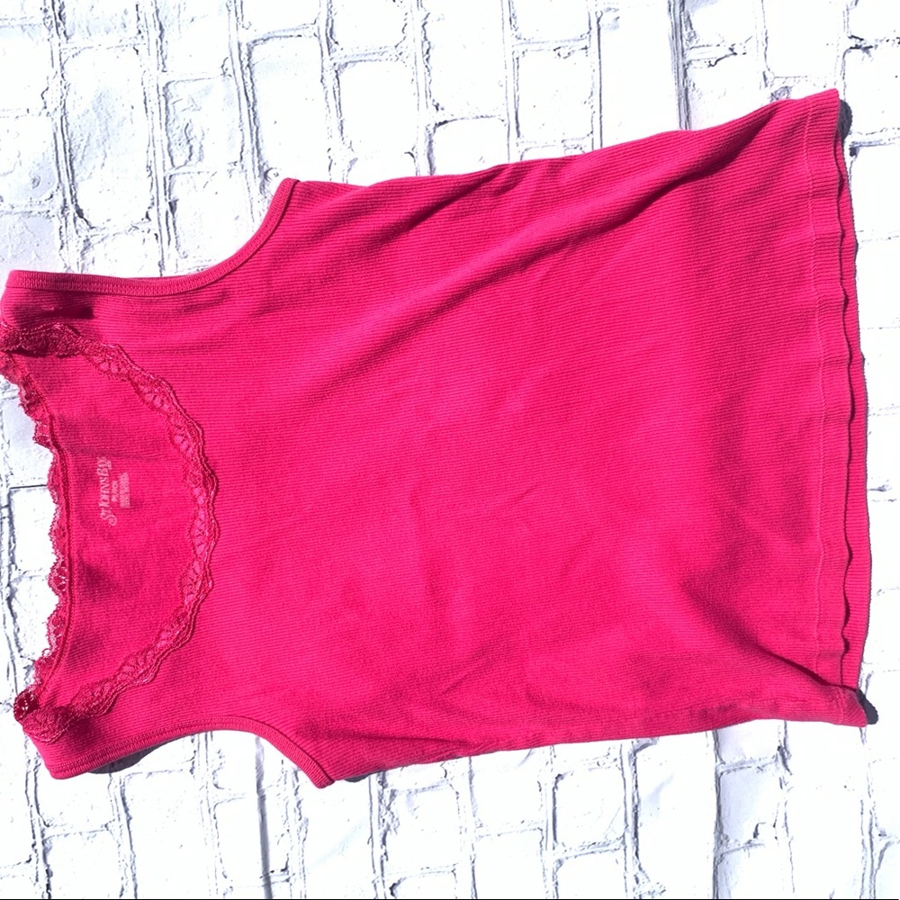 Pink lace tee!